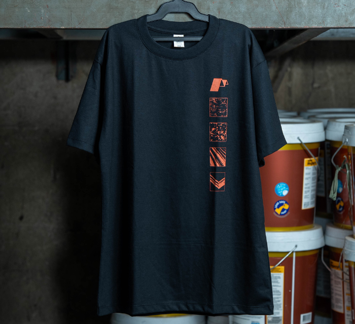 Builder's Tee (Mackun Hardware T-Shirt Merch)