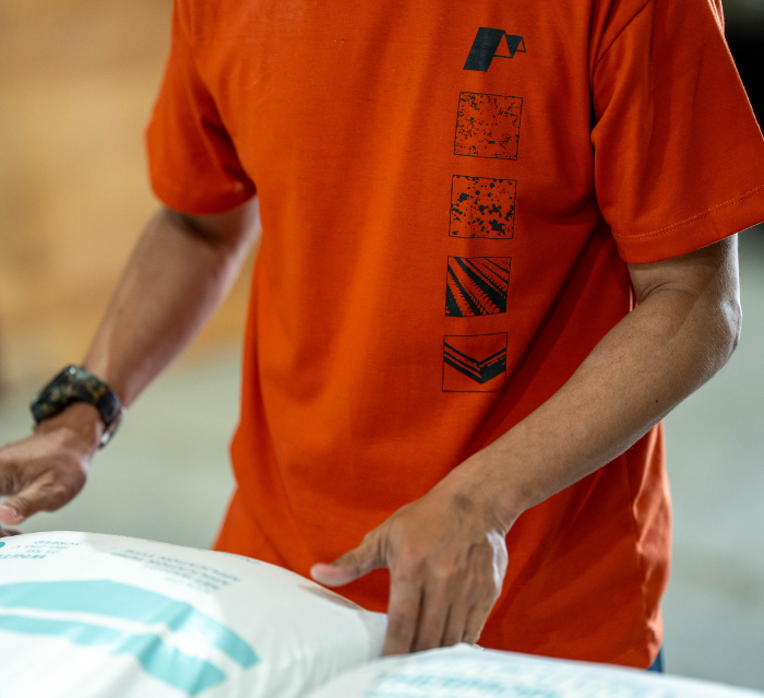 Builder's Tee (Mackun Hardware T-Shirt Merch)